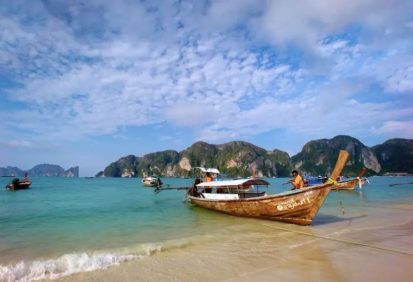 Phi Phi Bayview Resort