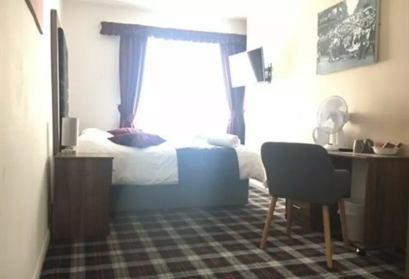 The Huddersfield Hotel