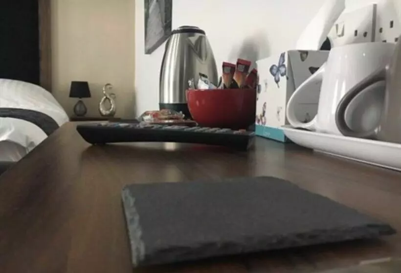 The Huddersfield Hotel