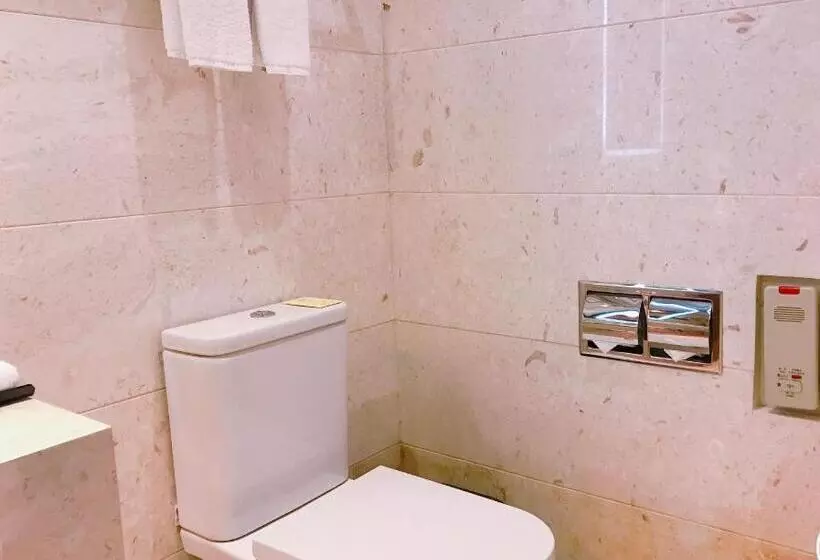 هتل The Pearl Boutique