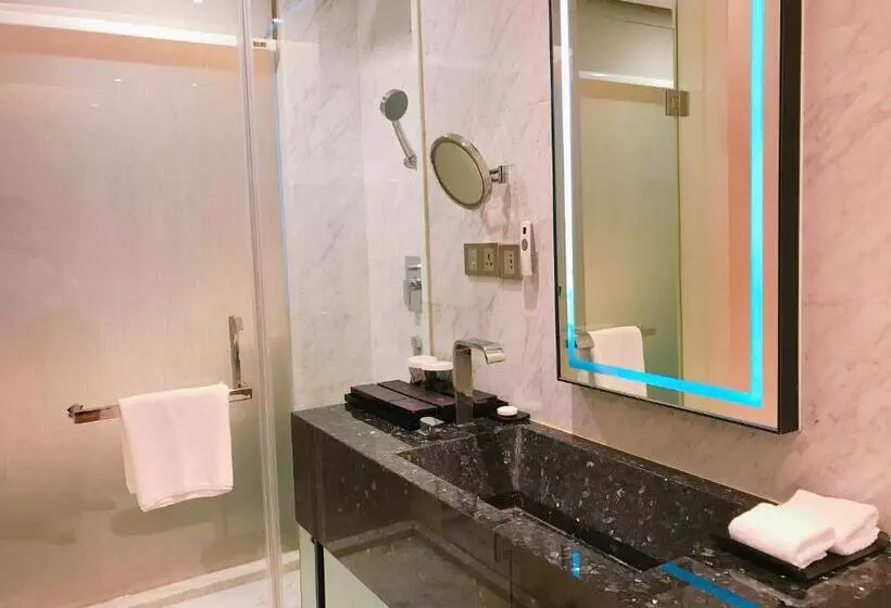 هتل The Pearl Boutique