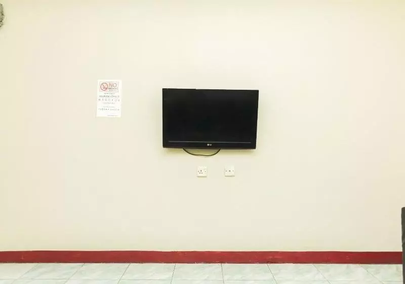 Oyo 1703 Terang Bintang Hotel By Oyo Rooms