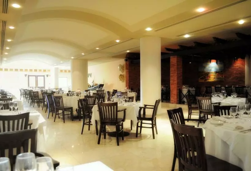 ホテル Gr Solaris Lighthouse