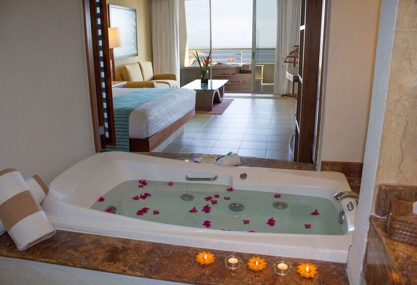 هتل Gr Solaris Lighthouse