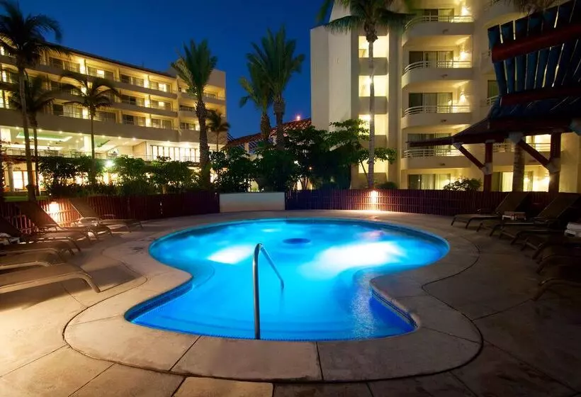 ホテル Gr Solaris Lighthouse