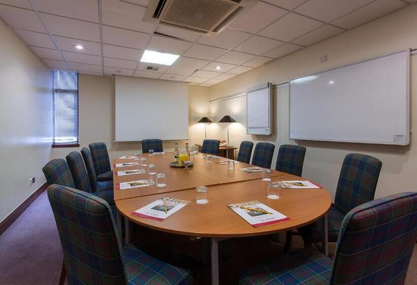 هتل Britannia Leeds Bradford Airport