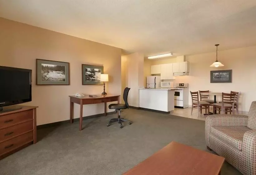 酒店 Coast Fraser Tower