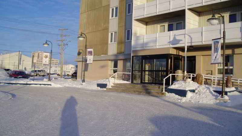 فندق Coast Fraser Tower