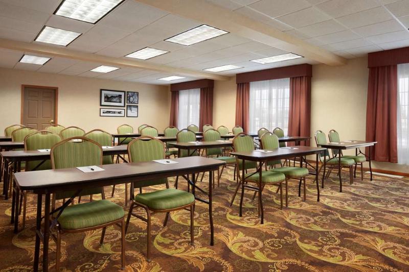 Hotel Country Inn & Suites By Radisson, Albert Lea, Mn
