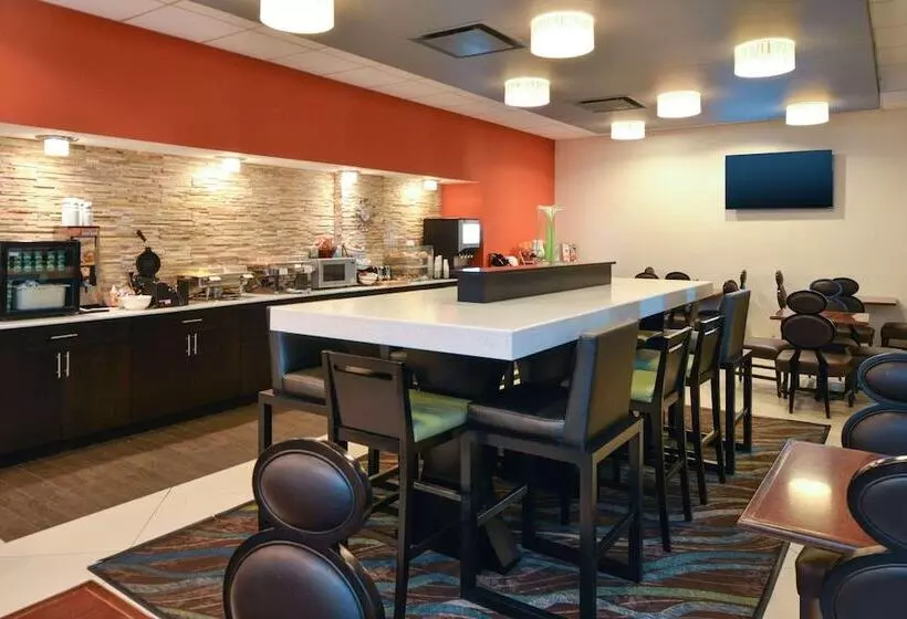ホテル Country Inn & Suites By Radisson, Nashville Airport, Tn