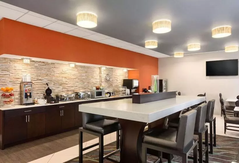 ホテル Country Inn & Suites By Radisson, Nashville Airport, Tn