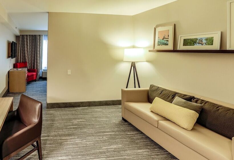 هتل Country Inn & Suites By Radisson, Nashville Airport, Tn