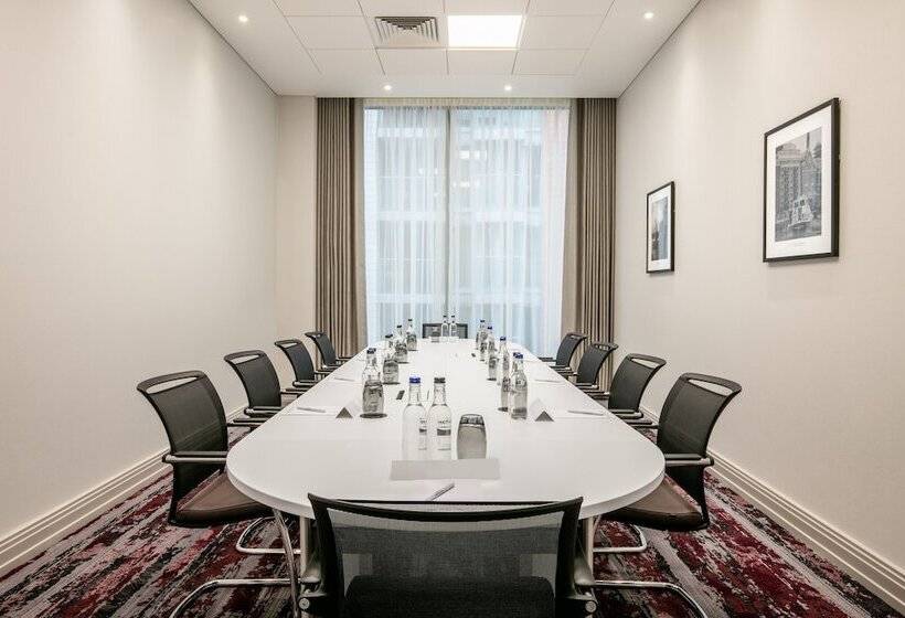 ホテル Crowne Plaza London   Docklands, An Ihg