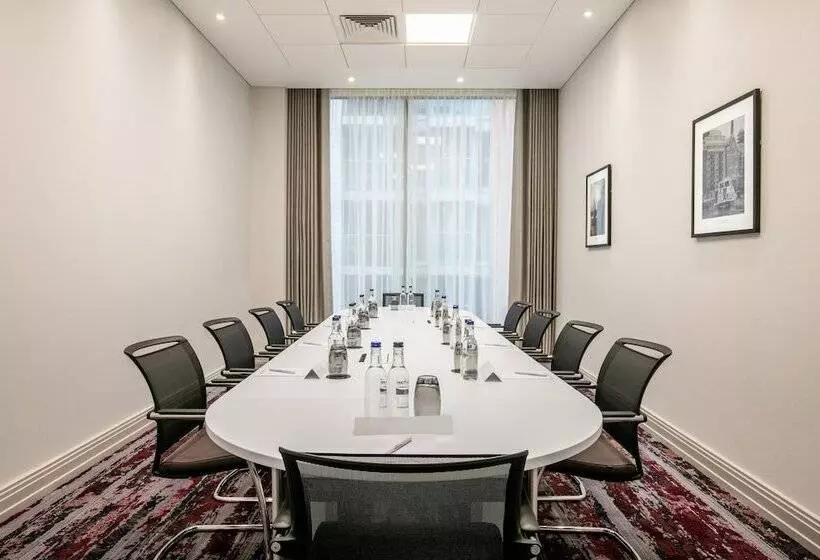 Hotel Crowne Plaza London   Docklands, An Ihg