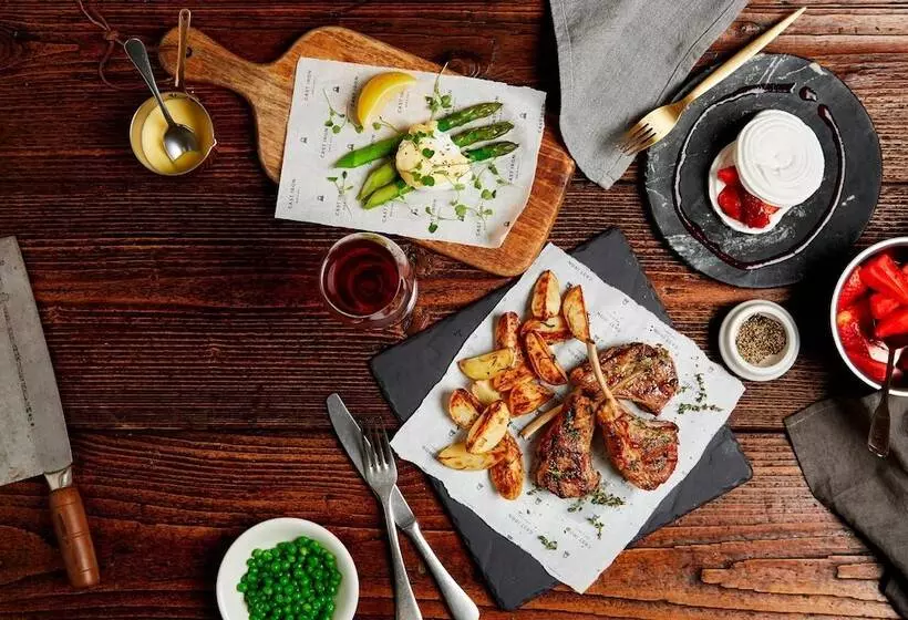 Delta Hotels By Marriott Waltham Abbey