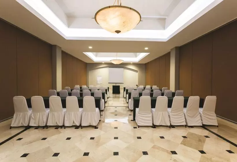 Doubletree By Hilton Hotel Veracruz