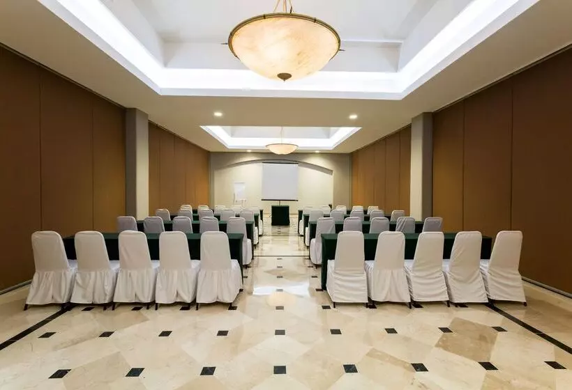 Doubletree By Hilton Hotel Veracruz