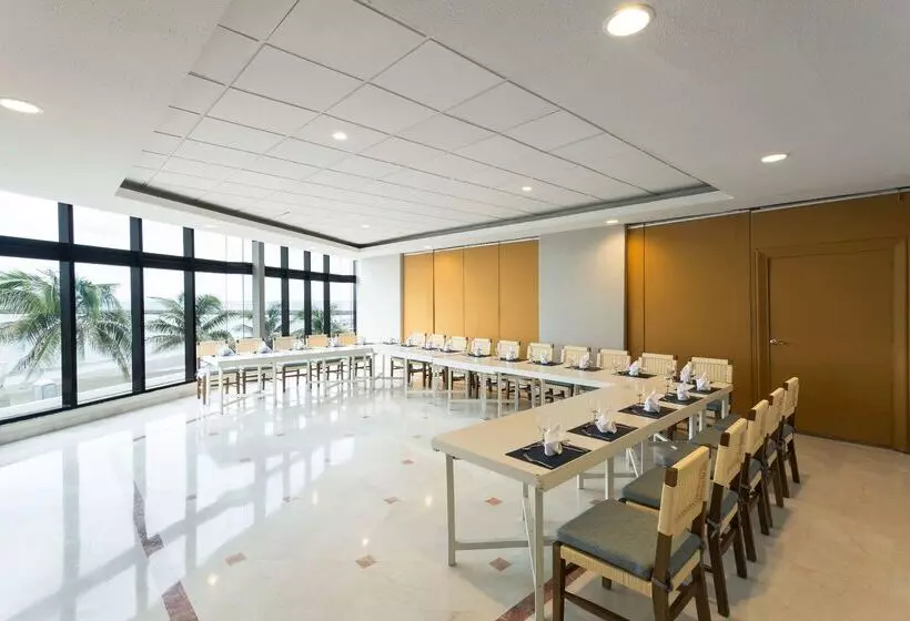 Doubletree By Hilton Hotel Veracruz