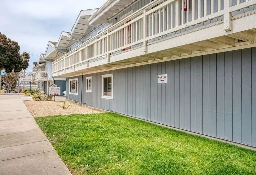 酒店 Harbor House Inn