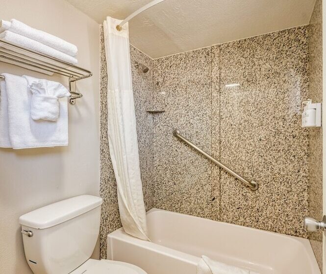 Отель Harbor House Inn