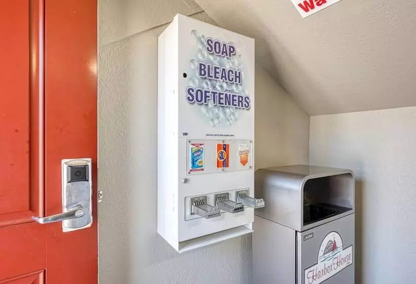 酒店 Harbor House Inn