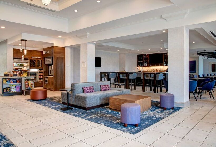 فندق Hilton Garden Inn Kansas City