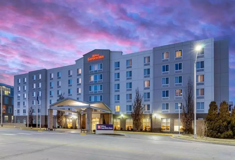 هتل Hilton Garden Inn Kansas City
