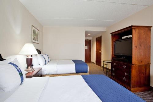 Otel Holiday Inn Express & Suites Newport News, An Ihg
