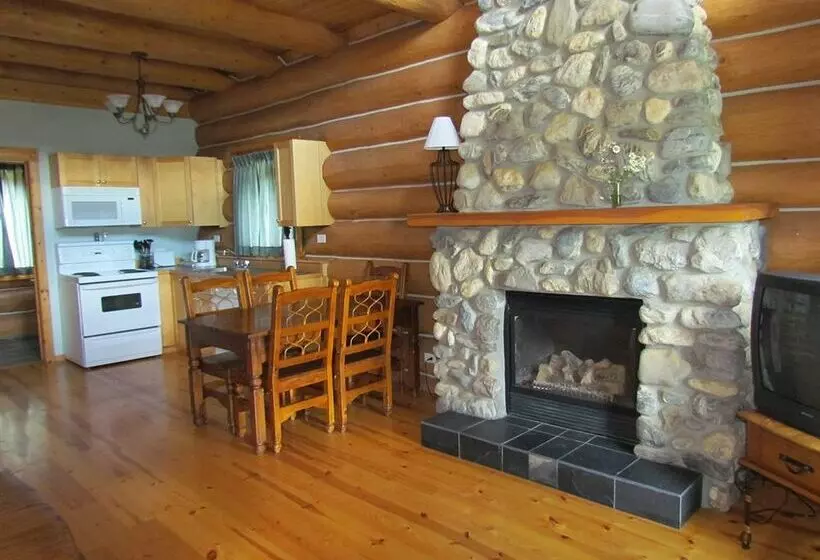 Hotelli Chancellor Peak Chalets