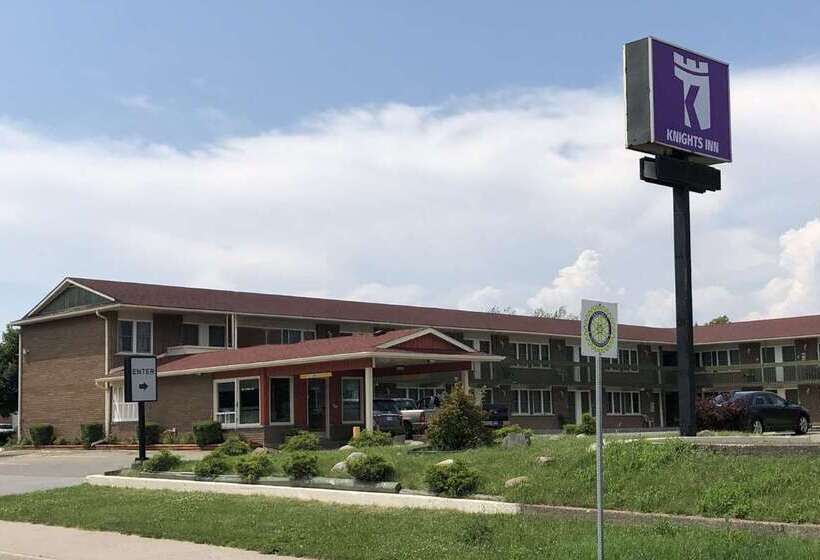 فندق Knights Inn Fort Erie