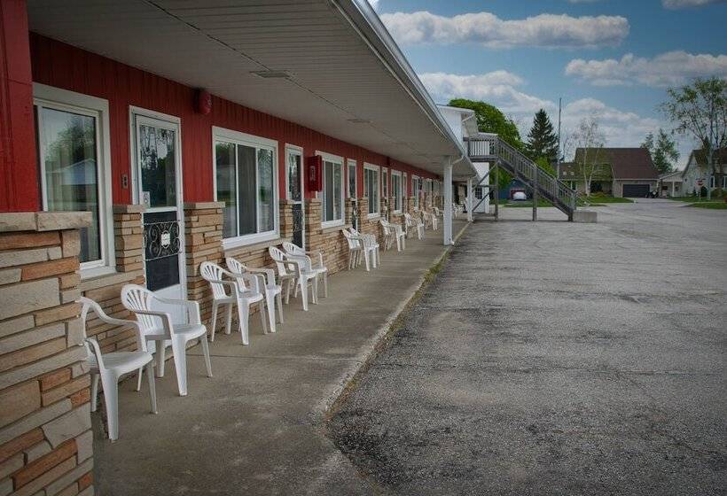 酒店 Maple Leaf Inn