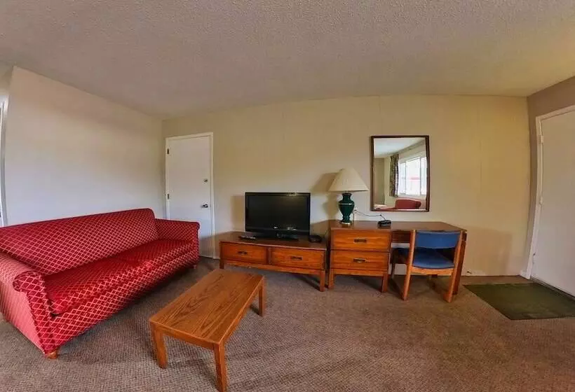 酒店 Maple Leaf Inn