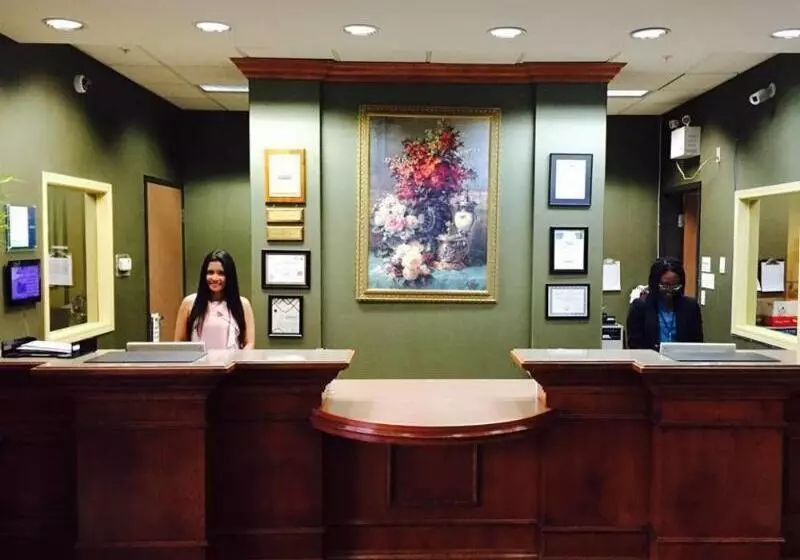 Merit Hotel & Suites