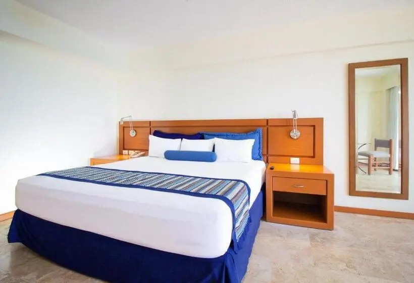 ホテル Plaza Pelicanos Grand Beach Resort All Inclusive