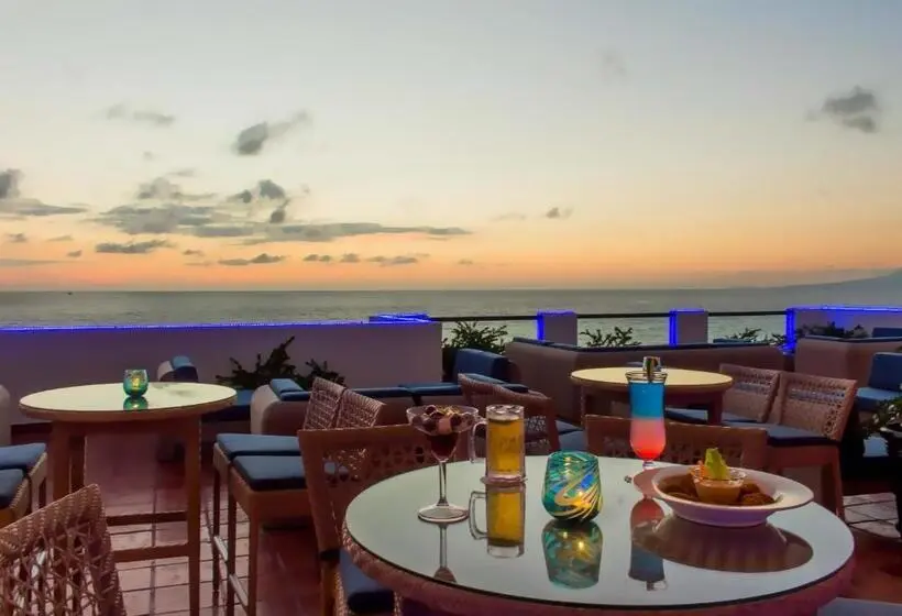 ホテル Plaza Pelicanos Grand Beach Resort All Inclusive