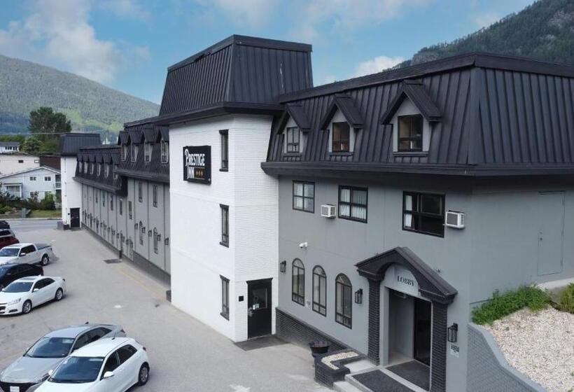 בית מלון כפרי Prestige Inn Nelson