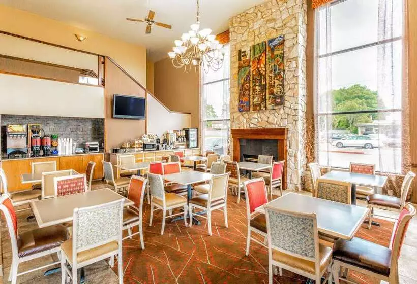 Отель Comfort Inn & Suites Salt Lake City I 80 I 15 Downtown