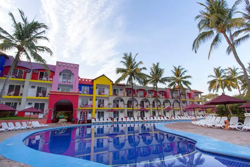 酒店 Grand Decameron Complex Bucerias, A Trademark All Inclusive Resort