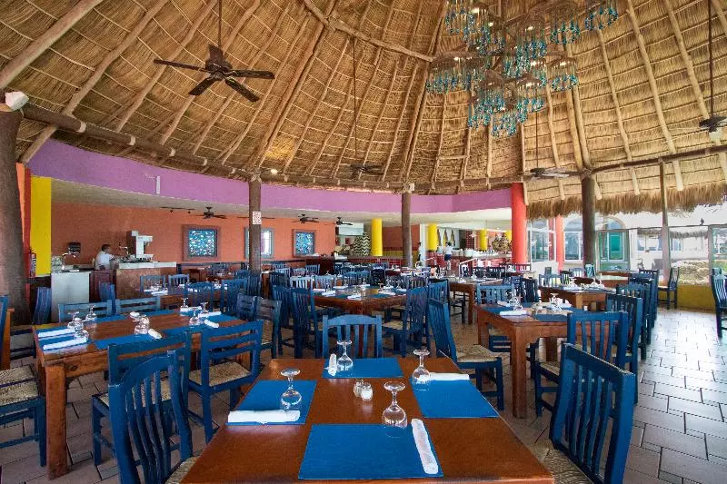酒店 Grand Decameron Complex Bucerias, A Trademark All Inclusive Resort