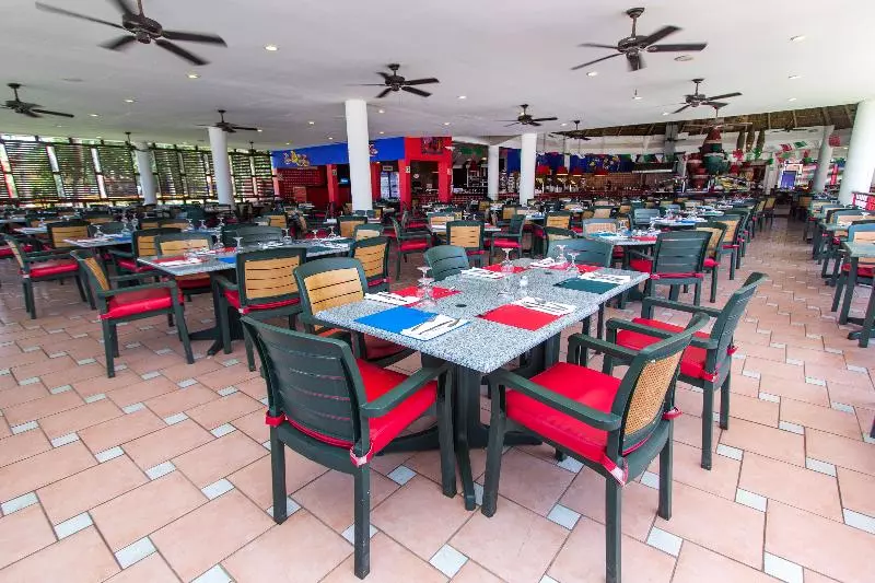 酒店 Grand Decameron Complex Bucerias, A Trademark All Inclusive Resort