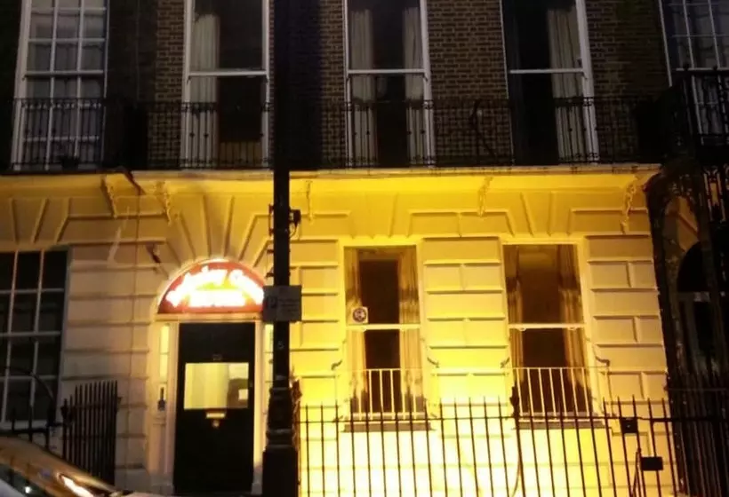 酒店 Berkeley Court