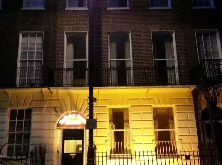 酒店 Berkeley Court