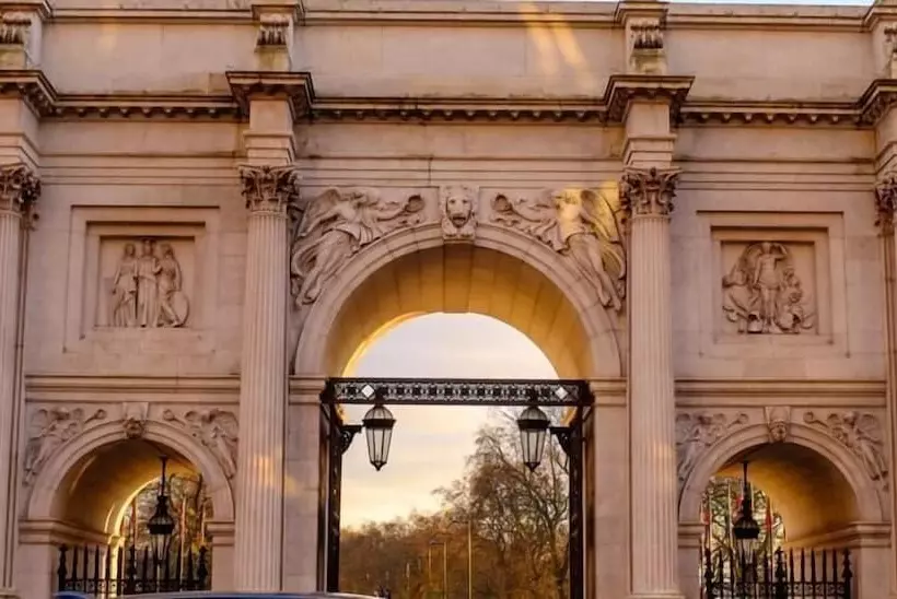 酒店 Berkeley Court