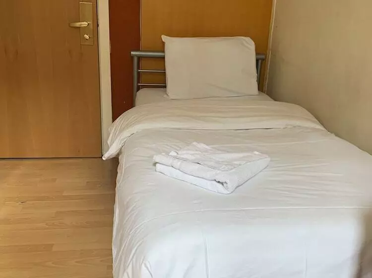 酒店 Berkeley Court