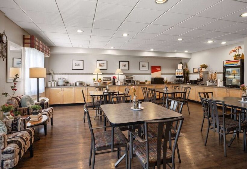 Hotel Travelodge By Wyndham Fort Mcmurray