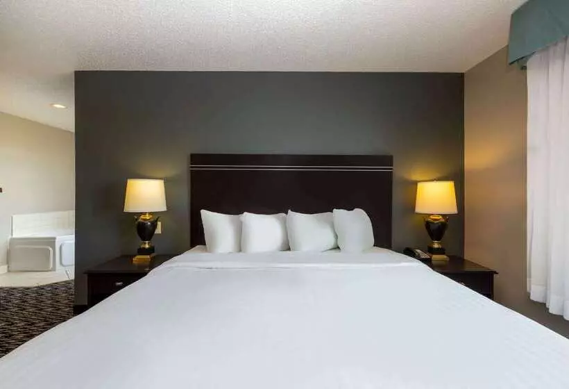 فندق Wingate By Wyndham Gillette Near Camplex