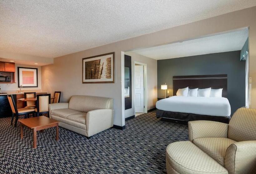 هتل Wingate By Wyndham Gillette Near Camplex