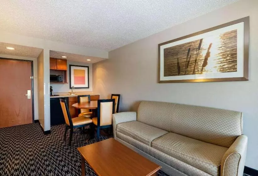 فندق Wingate By Wyndham Gillette Near Camplex