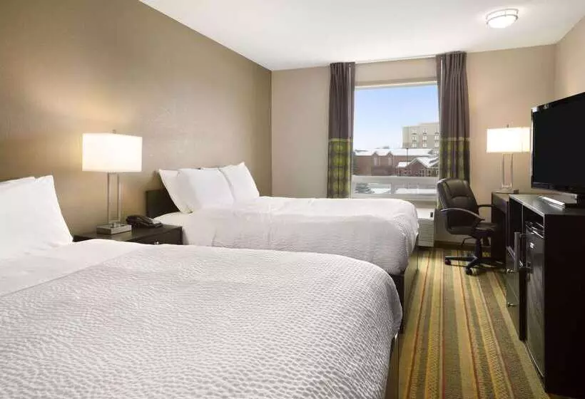 汽车旅馆 Days Inn By Wyndham Woodstock