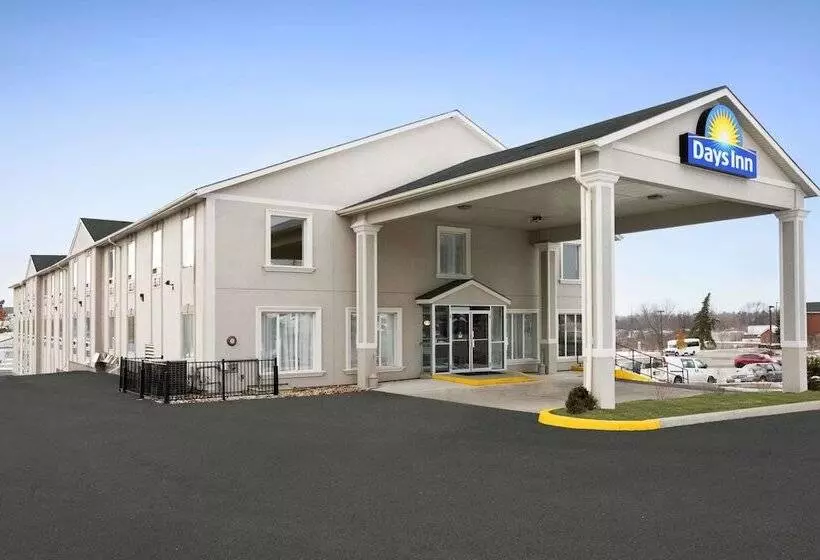 汽车旅馆 Days Inn By Wyndham Woodstock